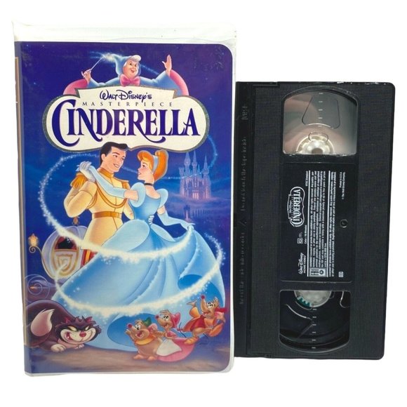Cinderella VHS Walt Disney Masterpieces Collection 1995 Clamshell Case - Picture 1 of 6
